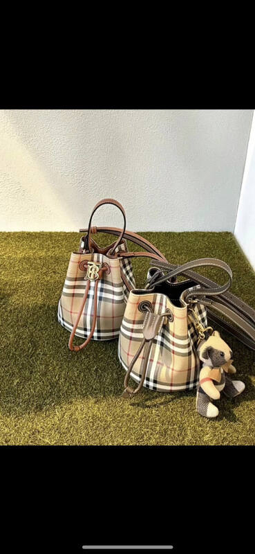 Burberry Brown shoulder bag — 1:1 Replica