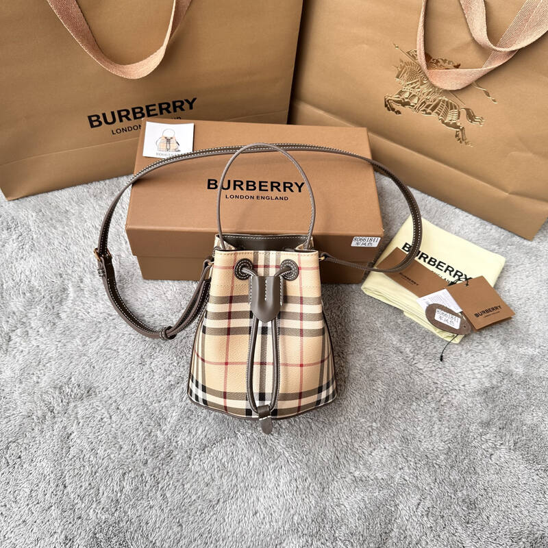 Burberry Haymarket Check/Briar Brown 16.5x11x18cm crossbody — 1:1 Replica