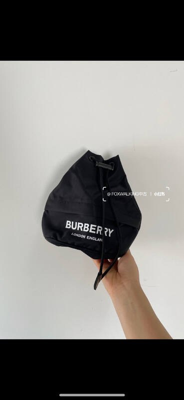 Burberry Black 23x26x13cm crossbody bag — AAA Quality Replica