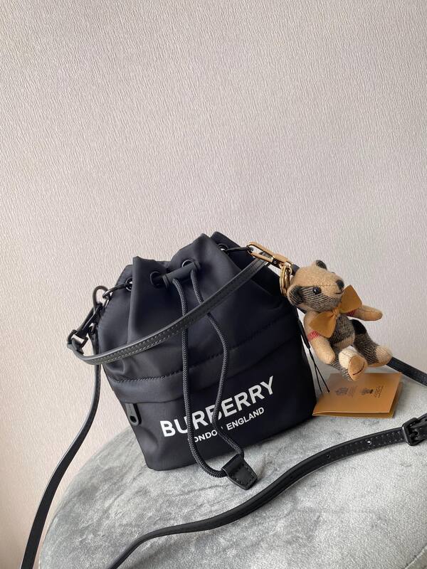 Burberry Black shoulder bag — Premium Replica