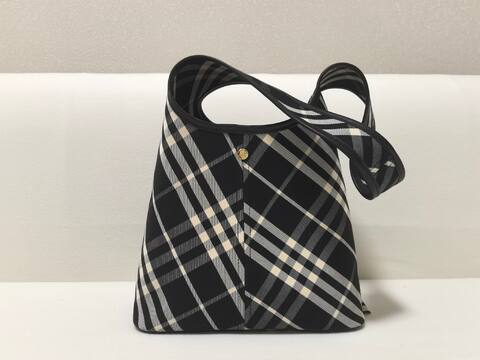 Burberry Black 25x18x10cm shoulder bag Top Quality Replica