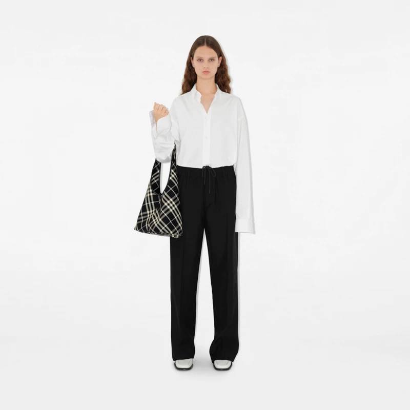 Burberry Black 25x18x10cm shoulder bag — Premium Replica