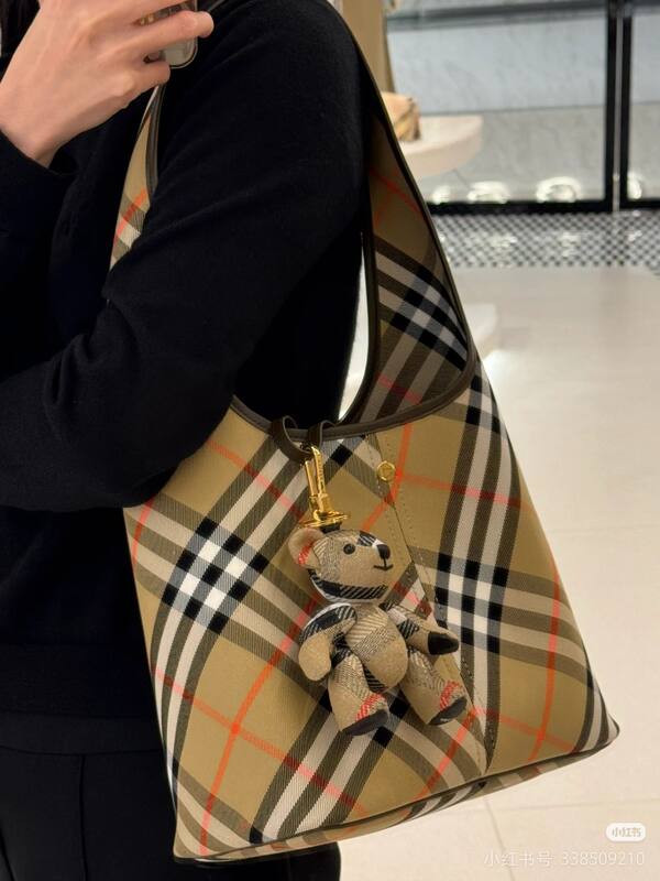 Burberry 25x18x10cm shoulder bag — Premium Replica