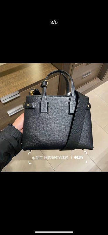 Burberry Black 25x18x10cm shoulder bag — 1:1 Replica