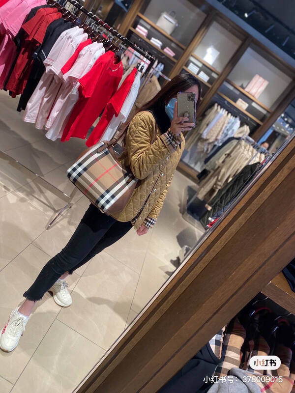 Burberry Brown shoulder bag — AAA Quality Replica