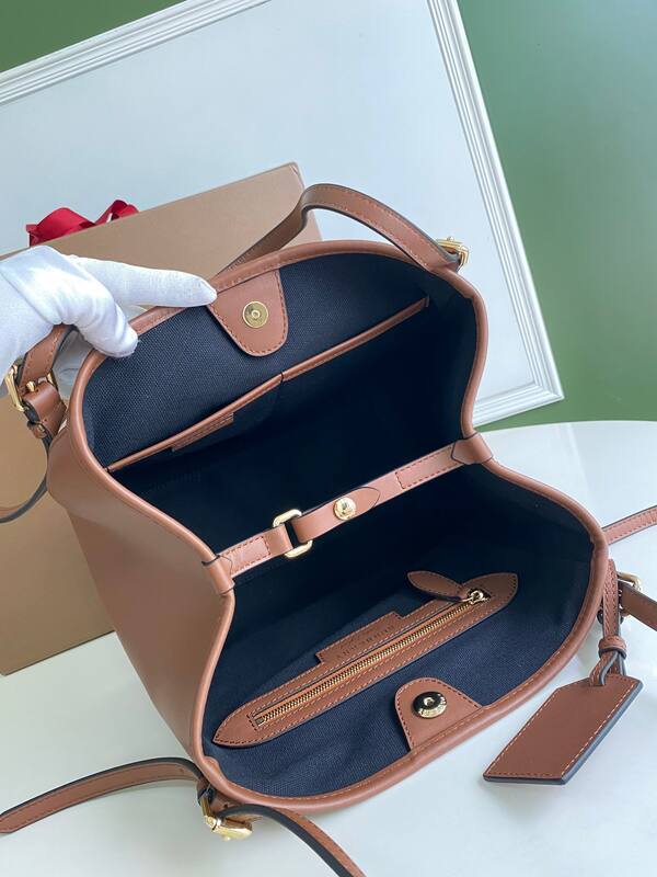Burberry Brown 25x18x10cm shoulder bag — 1:1 Replica