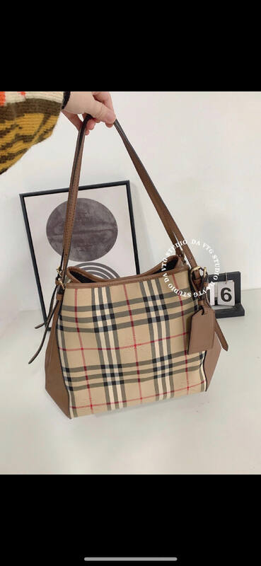 Burberry Brown shoulder bag — Premium Replica