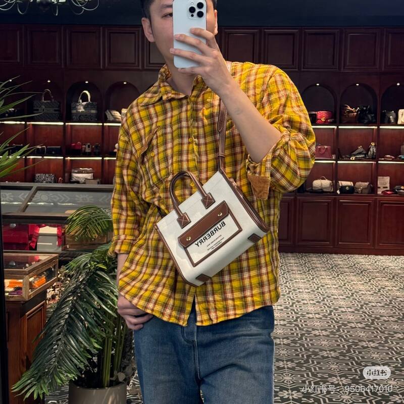 Burberry Brown shoulder bag — Premium Replica