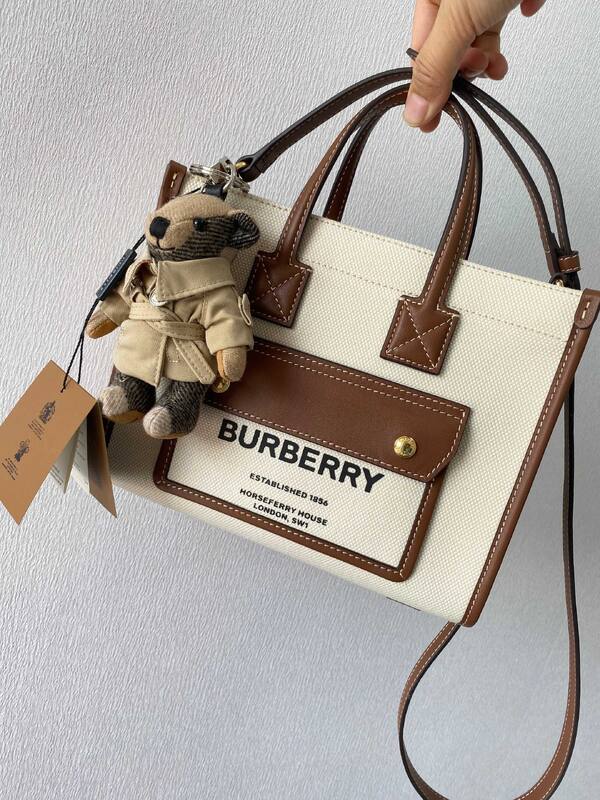Burberry Brown shoulder bag — Premium Replica