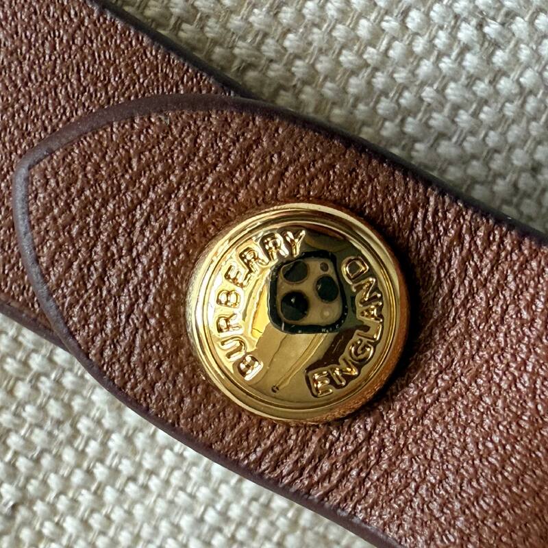 Burberry 30x22x12cm shoulder bag — 1:1 Replica