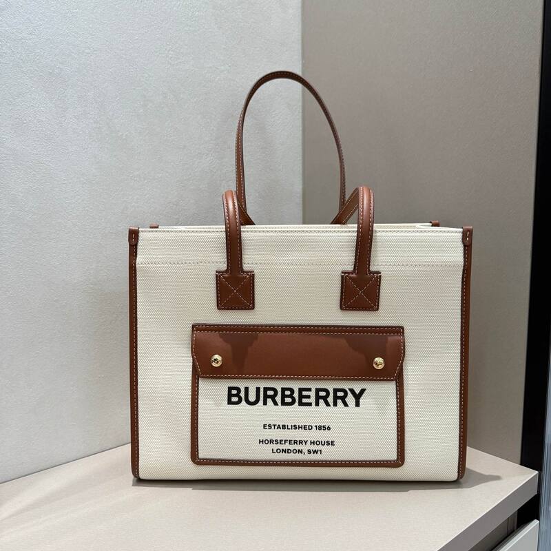 Burberry Horseferry Natural canvas with tan leather trim 40x16x30cm tote — AAA Quality Replica