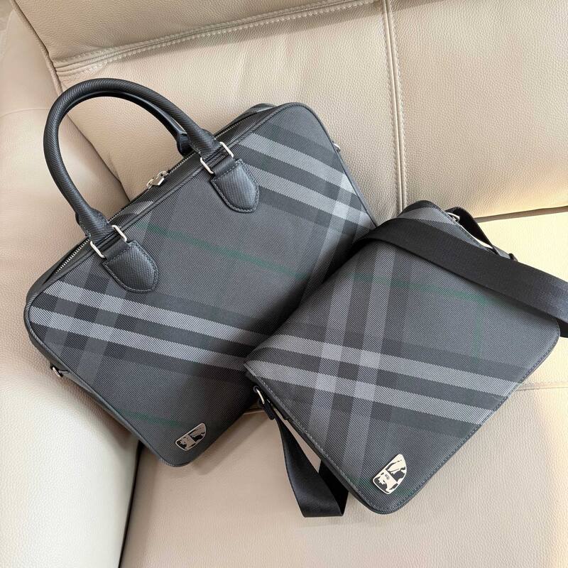 Burberry Charcoal Check work — 1:1 Replica