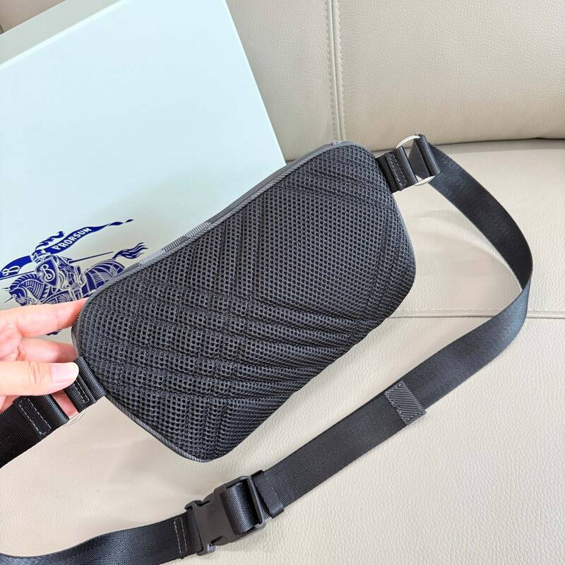 Burberry shoulder bag — AAA Quality Replica