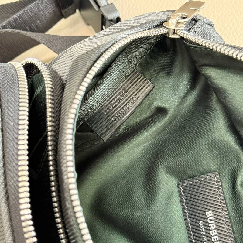 Burberry shoulder bag — AAA Quality Replica