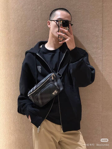 Burberry shoulder bag Top Quality Replica