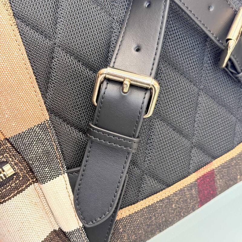 Burberry Black 25x18x10cm shoulder bag — AAA Quality Replica