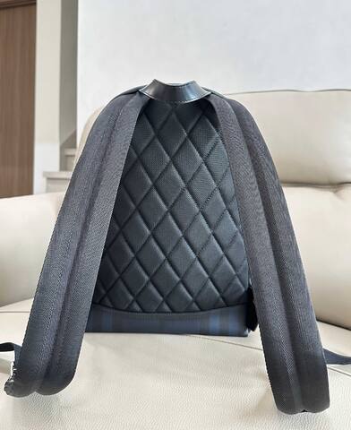 Burberry shoulder bag Top Quality Replica
