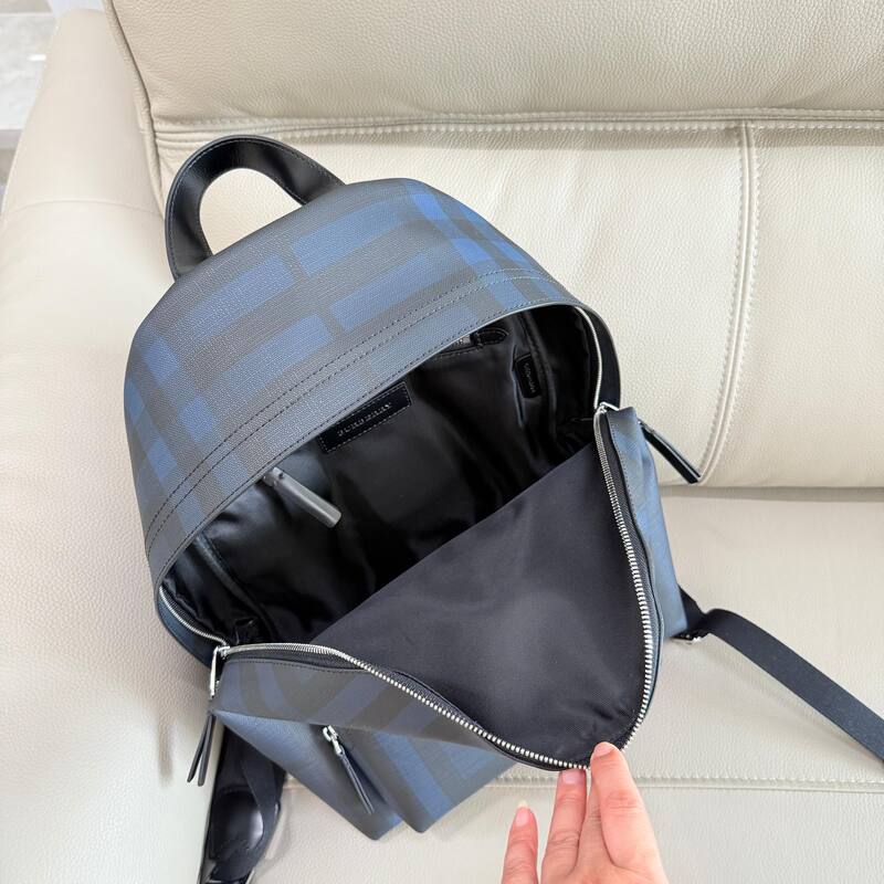 Burberry shoulder bag — Top Quality Replica