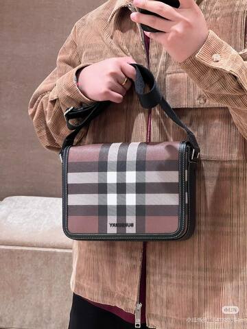 Burberry Brown shoulder bag AAA Quality Replica