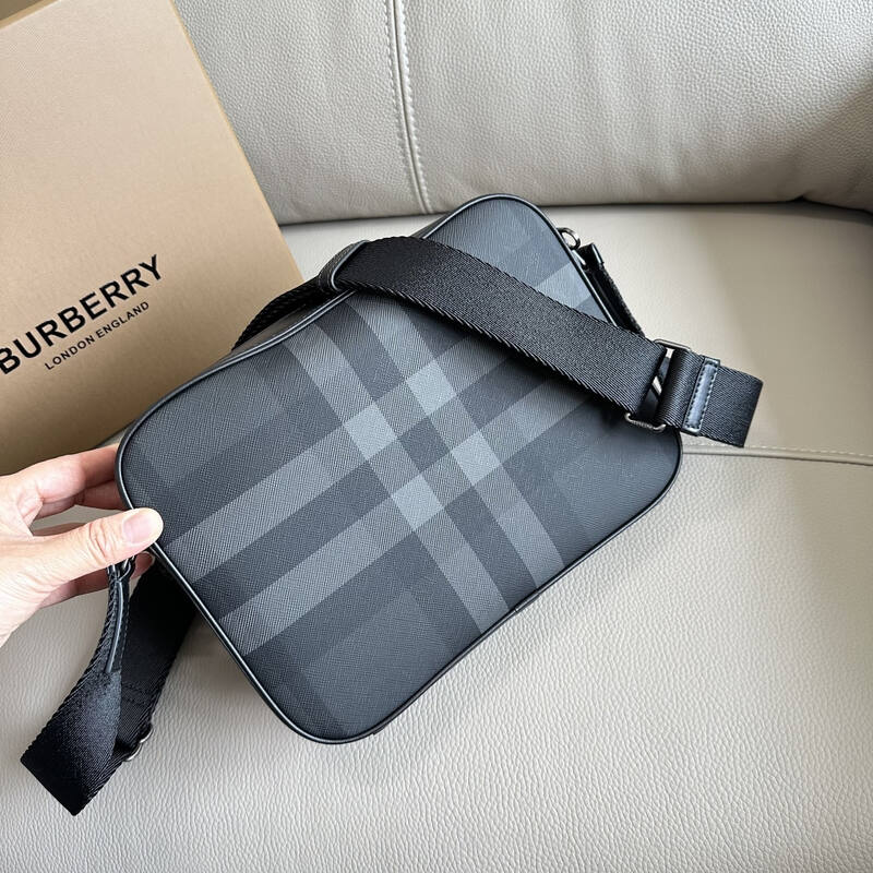 Burberry Black shoulder bag — AAA Quality Replica