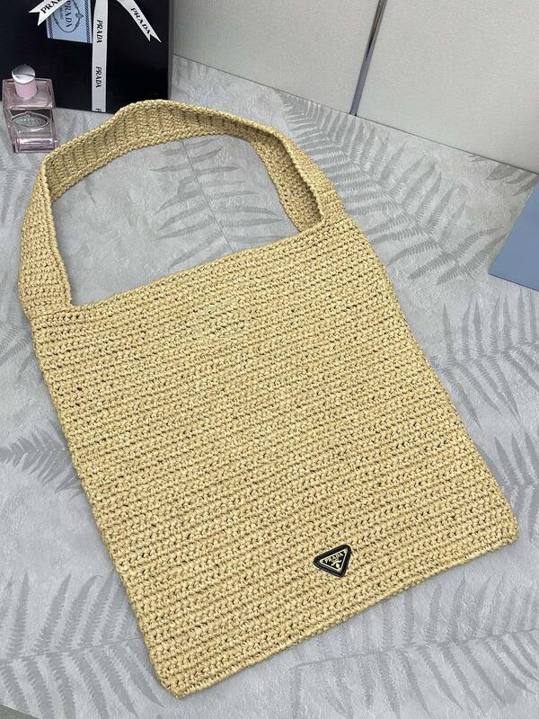 Prada Black shoulder bag — AAA Quality Replica
