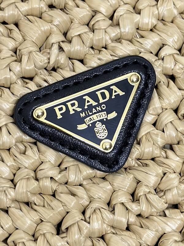 Prada Black shoulder bag — AAA Quality Replica