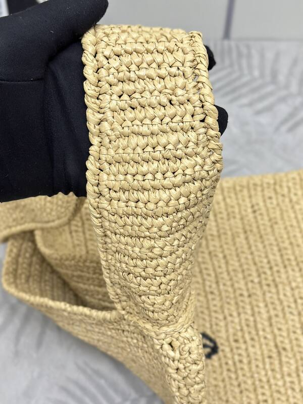 Prada Black shoulder bag — AAA Quality Replica