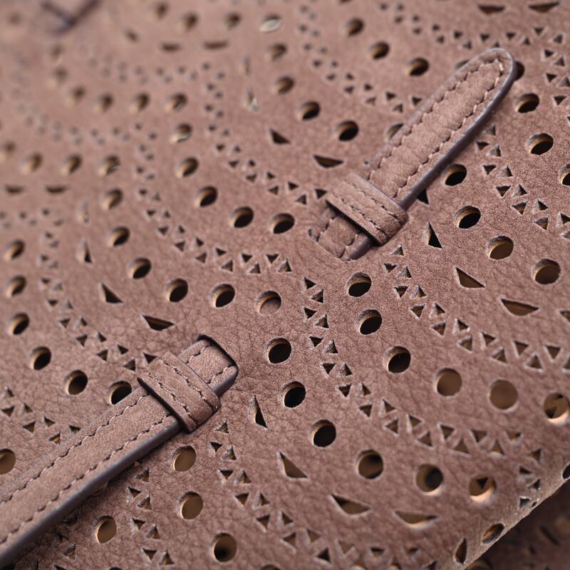 Burberry Brown 25x18x10cm shoulder bag — 1:1 Replica