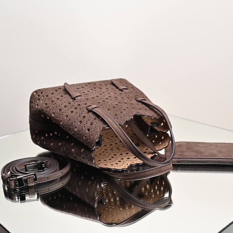 Burberry Brown shoulder bag — Premium Replica