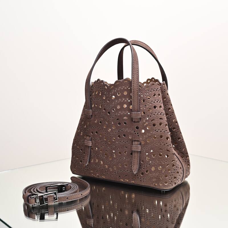 Burberry Brown shoulder bag — Premium Replica
