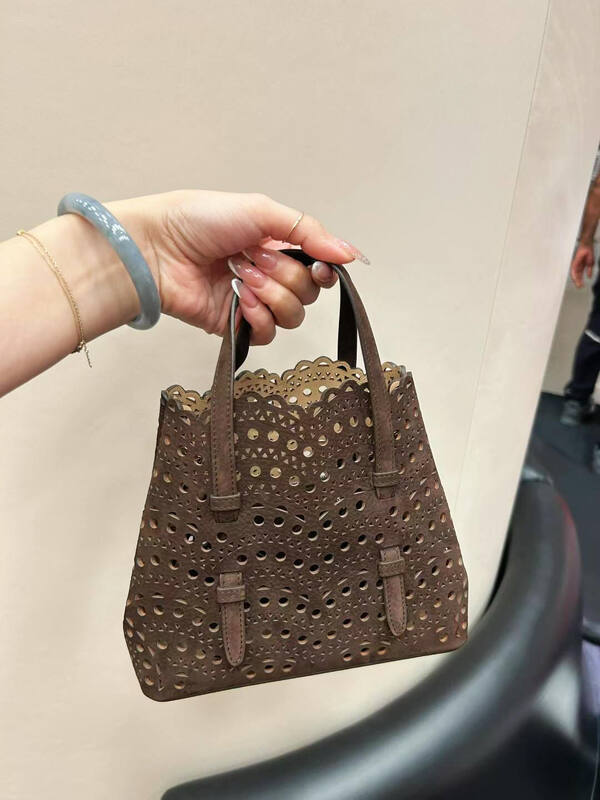 Burberry Brown 25x18x10cm shoulder bag — Top Quality Replica