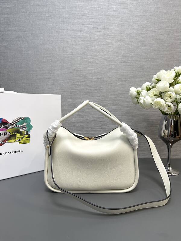Prada White shoulder bag — 1:1 Replica