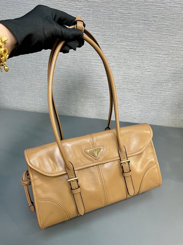 Prada Caramel brown leather 31x15x12cm shoulder — Top Quality Replica