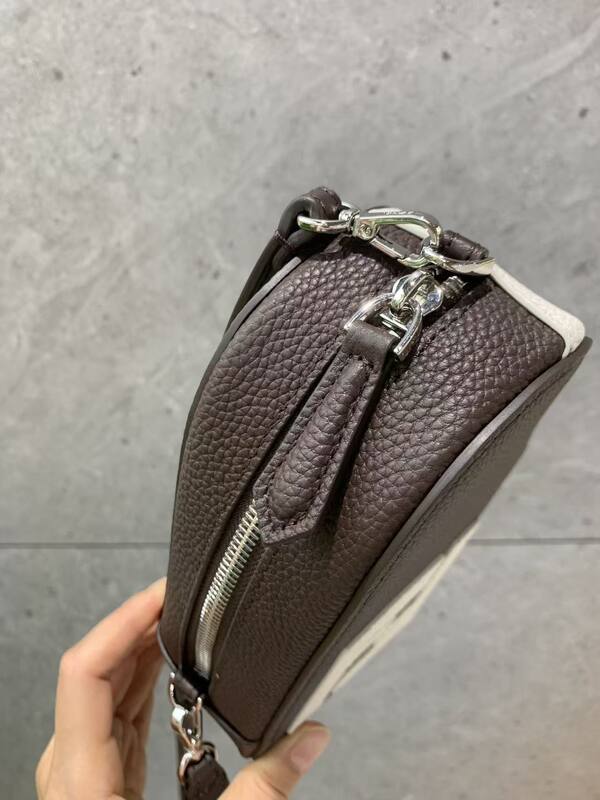 Fendi shoulder bag — AAA Quality Replica