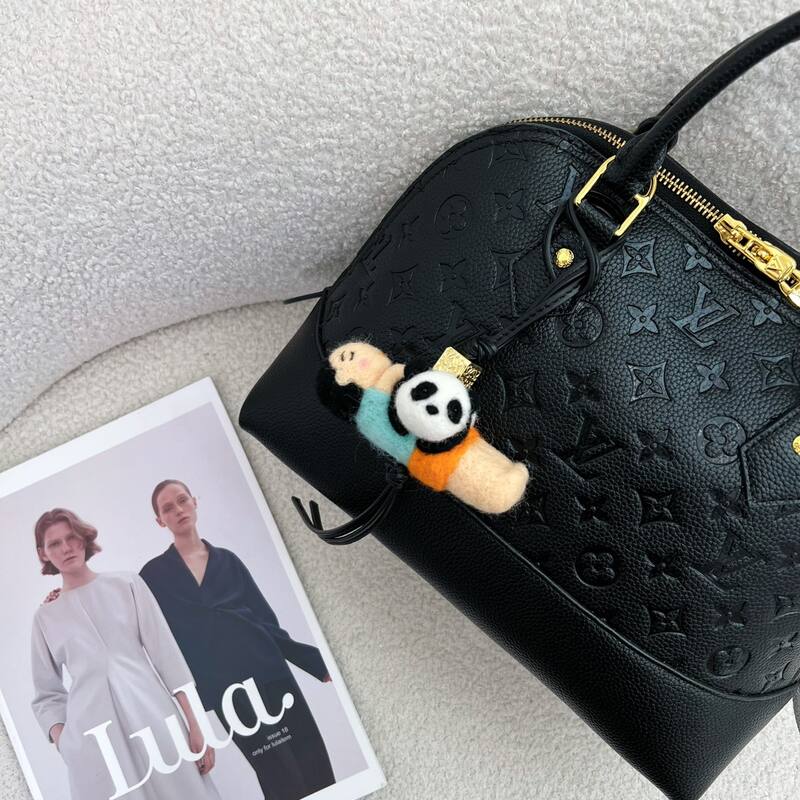 Loewe Green 25x18x10cm shoulder bag — Premium Replica