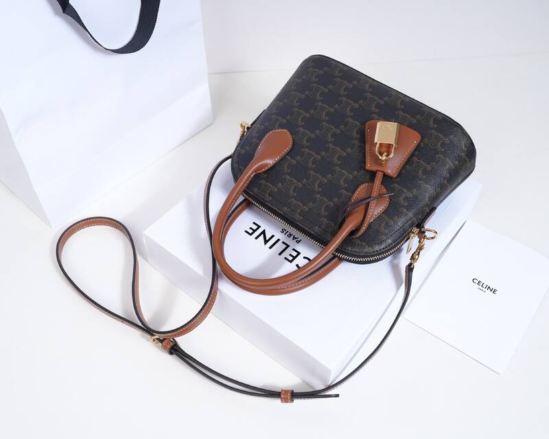 Celine shoulder bag — 1:1 Replica