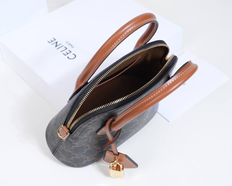Celine shoulder bag — 1:1 Replica