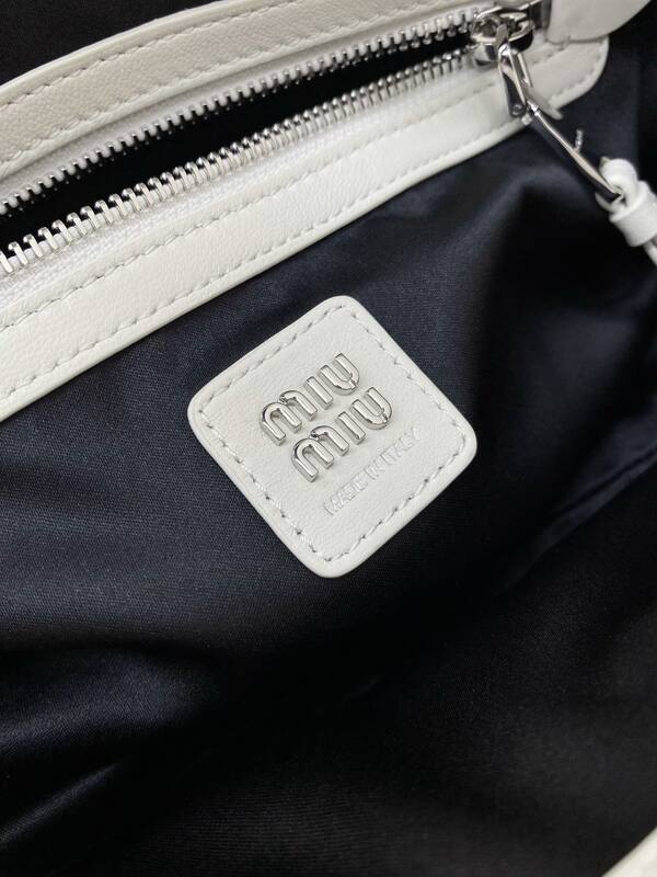 Miu Miu White shoulder bag — AAA Quality Replica