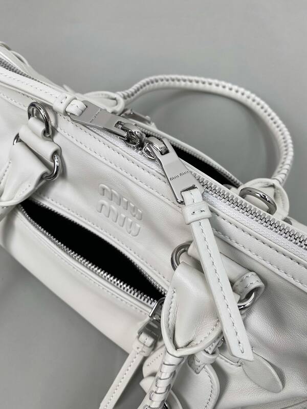Miu Miu White shoulder bag — AAA Quality Replica