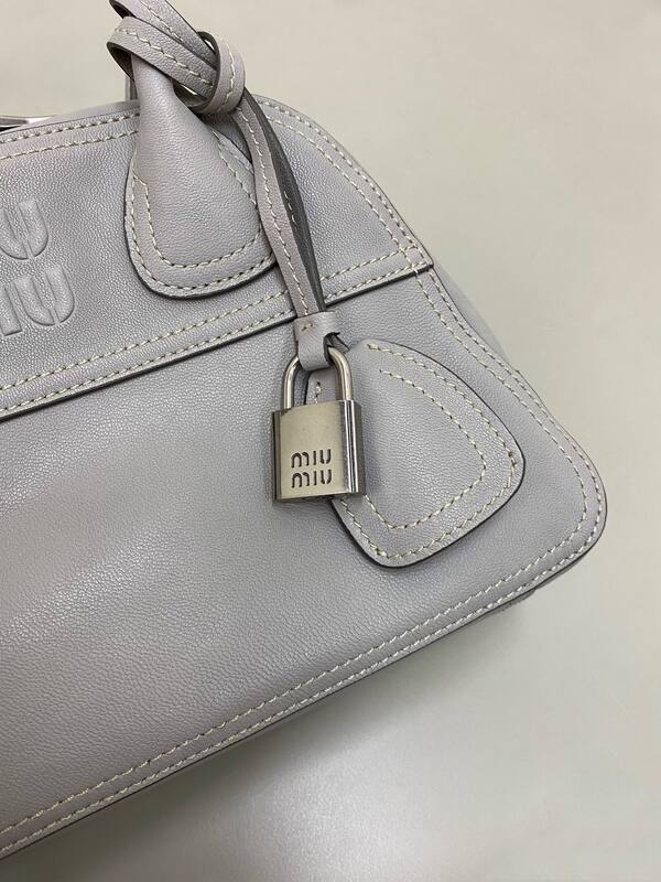 Miu Miu Gray shoulder bag — 1:1 Replica