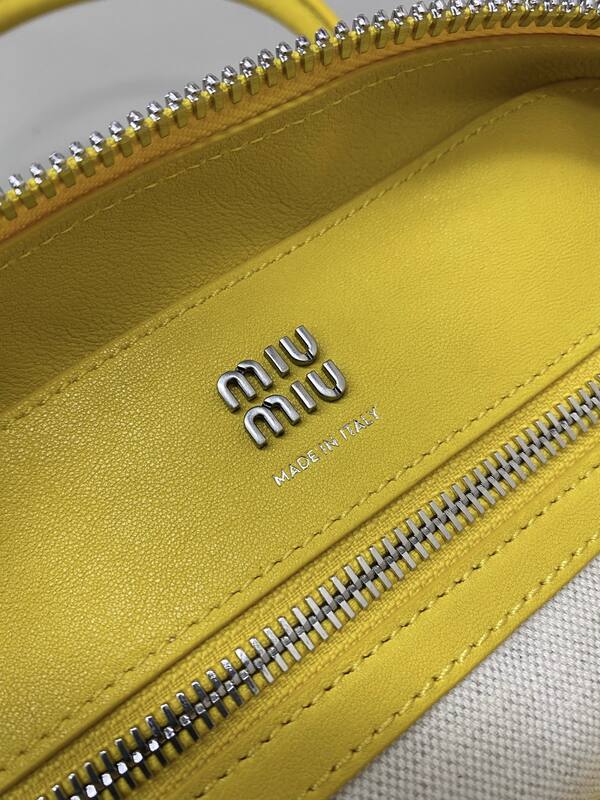 Miu Miu shoulder bag — AAA Quality Replica