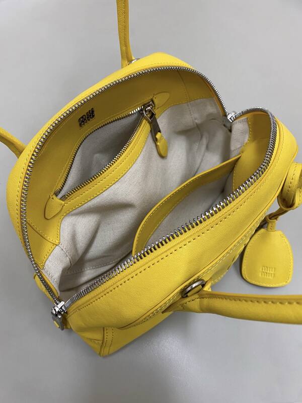 Miu Miu shoulder bag — AAA Quality Replica