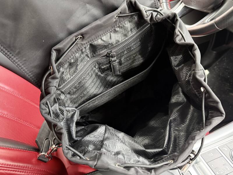 Prada Nylon black 39x40x15cm backpack — Premium Replica