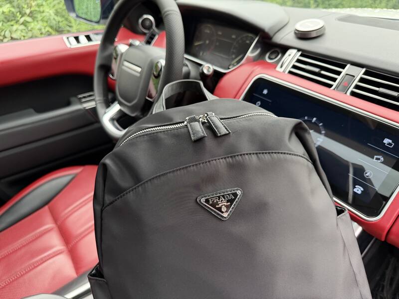 Prada Nylon black 30x36x13cm backpack — 1:1 Replica