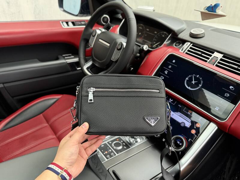 Prada Black 25x18x10cm shoulder bag — AAA Quality Replica
