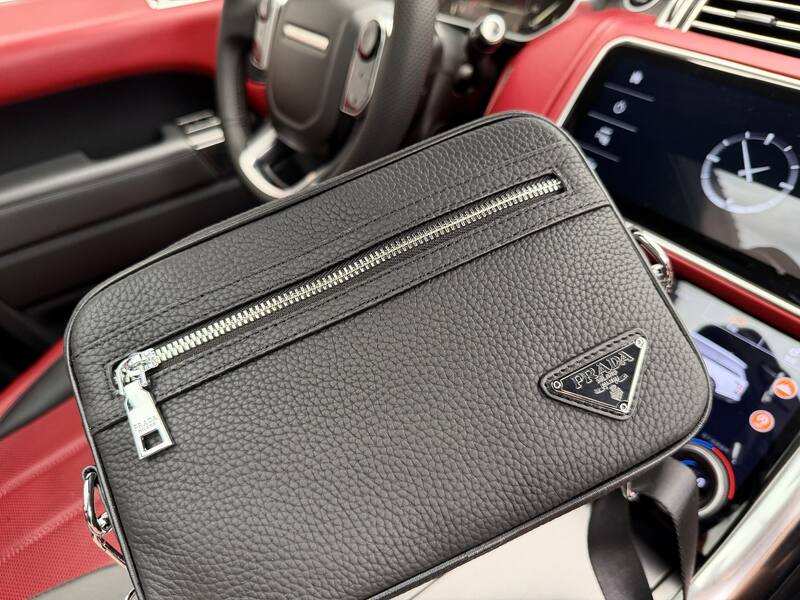 Prada Black 25x18x10cm shoulder bag — AAA Quality Replica