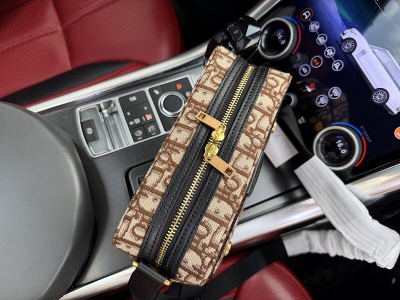 Dior Jett Pocket Brown Oblique 21x14x7cm crossbody — AAA Quality Replica