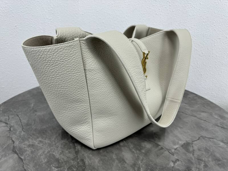 Saint Laurent everyday — Premium Replica