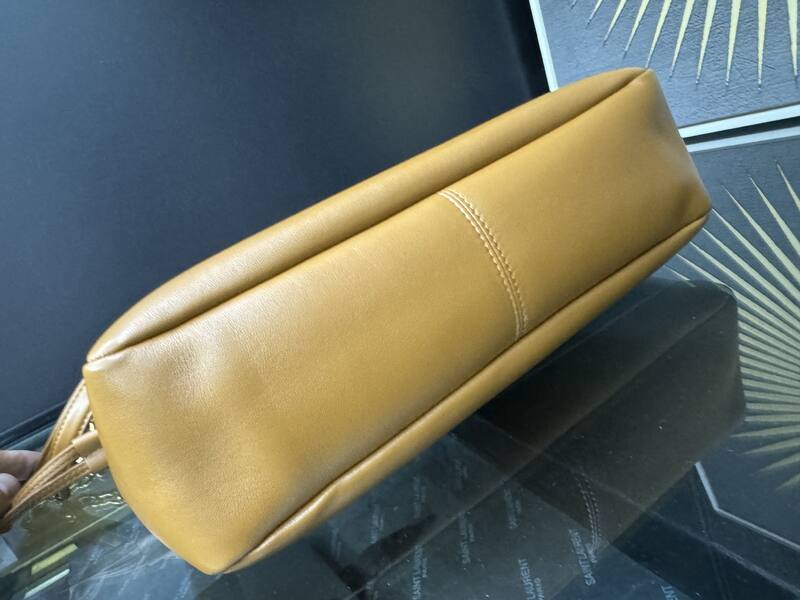 Saint Laurent Large everyday — 1:1 Replica