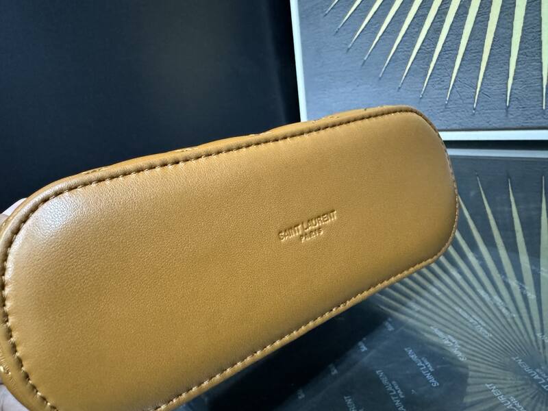 Saint Laurent everyday — 1:1 Replica